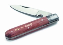 Nůž s dřevěnou střenkou